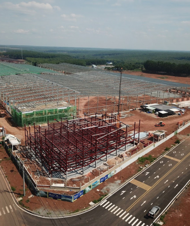 Giá thi công nhà xưởng thép tiền chế năm 2026 mới nhất