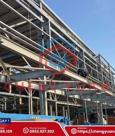 Những yếu tố cần cân nhắc khi lựa chọn vật liệu thép cho nhà thép tiền chế