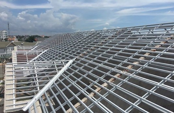 khung kèo xà gồ thép lợp mái ngói