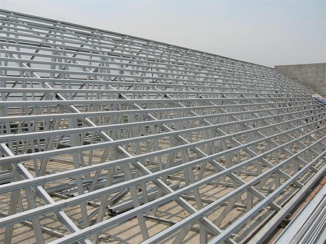 khung kèo xà gồ thép lợp mái ngói