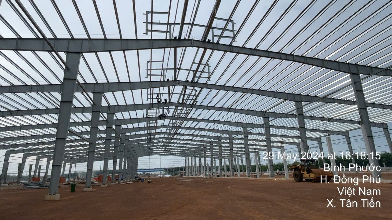 nhà xưởng khung thép tiền chế